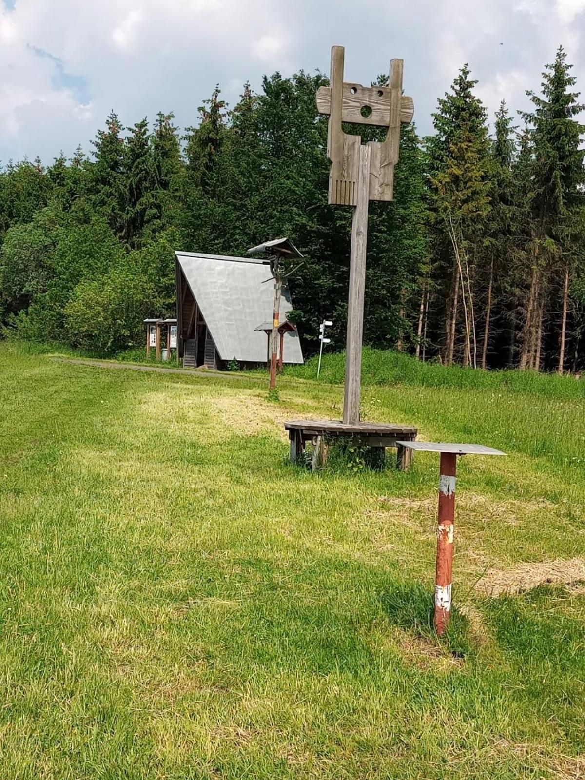 Ferienwohnung Am Hochrhoener Andenhausen エクステリア 写真